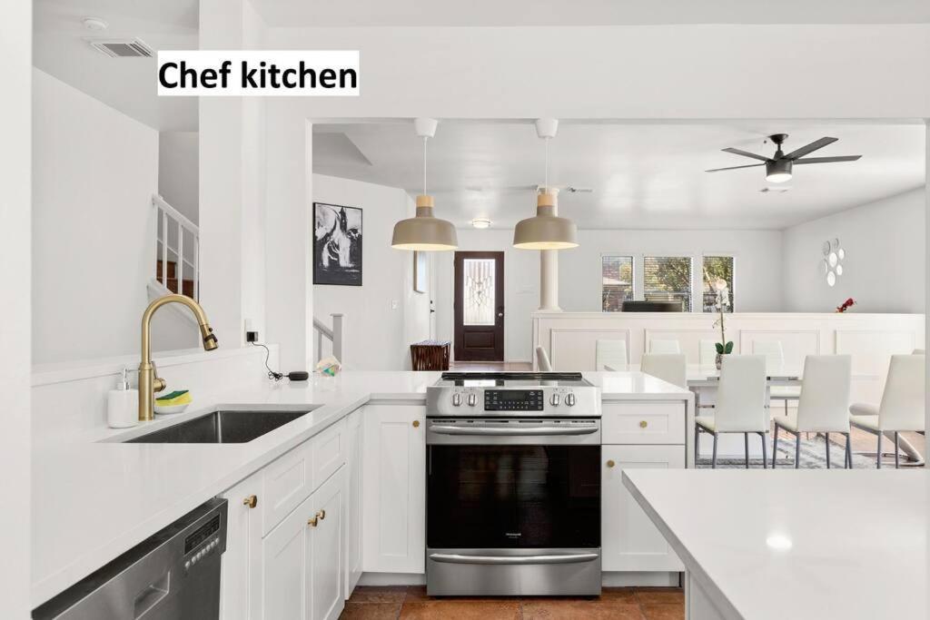 5 Bedrooms With Chefs Kitchen 2 Masters Room And Game Lounge San Antonio Eksteriør bilde
