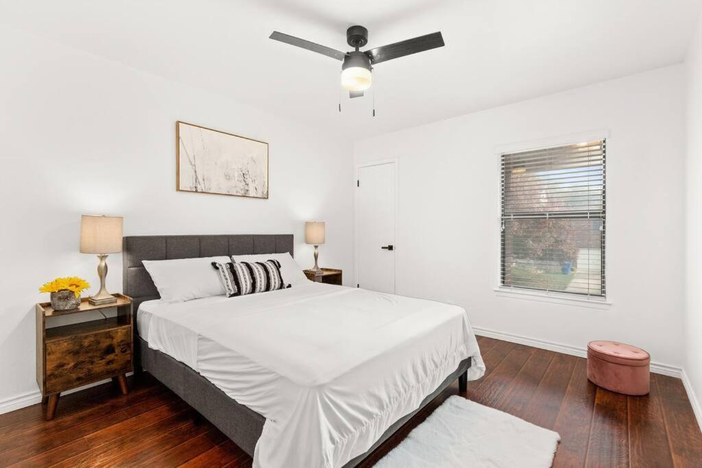5 Bedrooms With Chefs Kitchen 2 Masters Room And Game Lounge San Antonio Eksteriør bilde