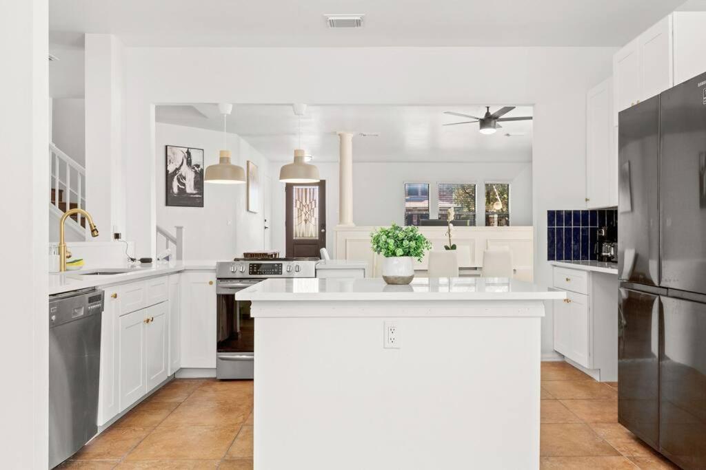 5 Bedrooms With Chefs Kitchen 2 Masters Room And Game Lounge San Antonio Eksteriør bilde