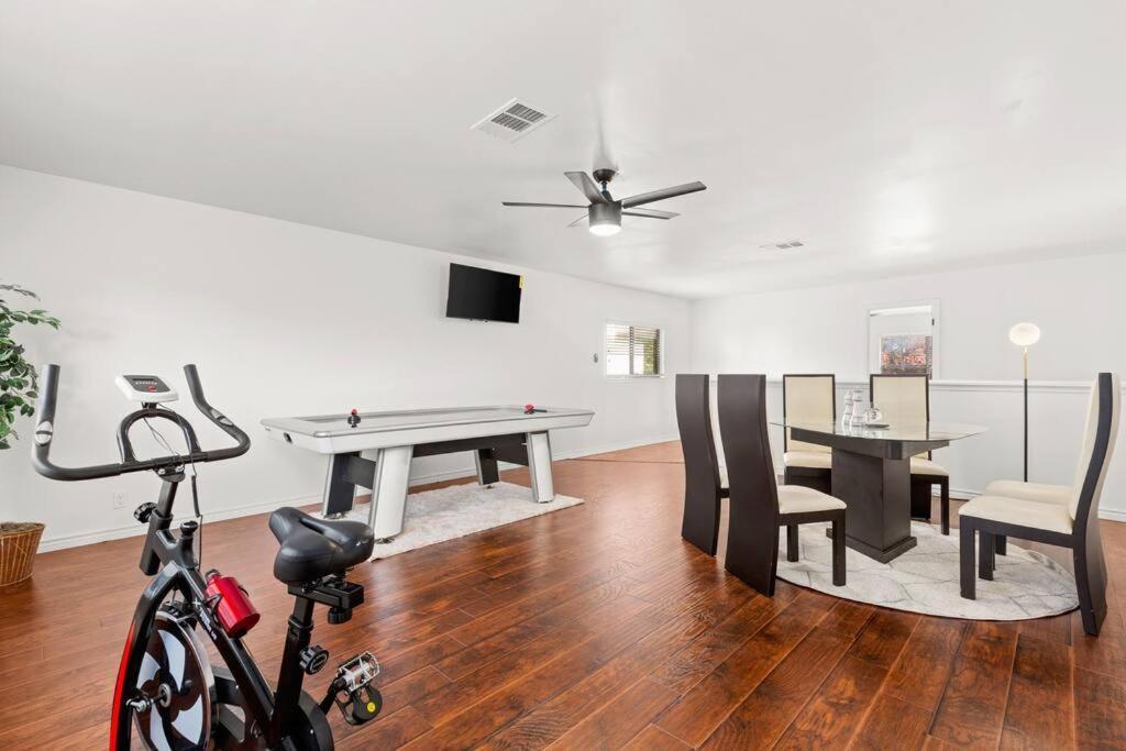 5 Bedrooms With Chefs Kitchen 2 Masters Room And Game Lounge San Antonio Eksteriør bilde